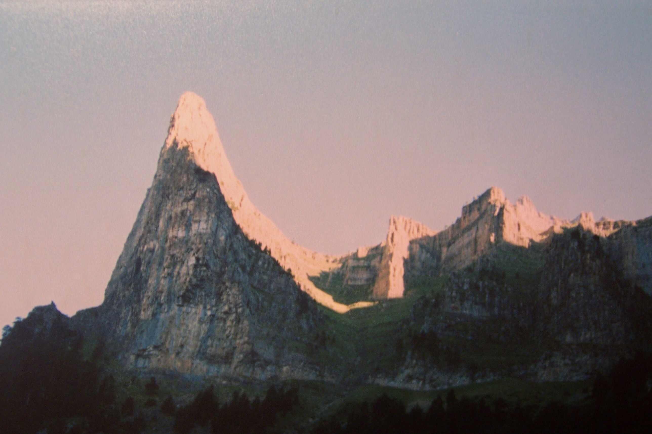 Magnifico perfil del Tozal de Mallo