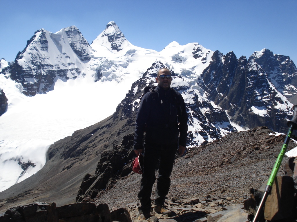 Cumbre del Austria con el Cerro Condorini al fondo. Foto:ngel.