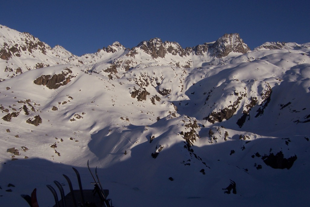 Magnifica vista del Néouvielle desde el Refugio de la Glère. Foto:PabloFR. Magnifica vista del Néouvielle desde el Refugio de la Glère. Foto:PabloFR.