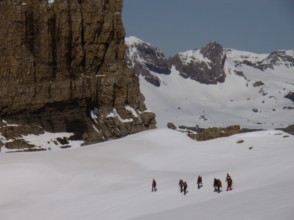 Rodeando la Partacua por el Sur em busca de lso rapeles. Foto: Rodr